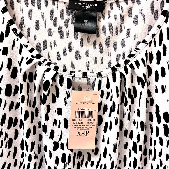 Ann Taylor Petite White Sleeveless Blouse Leopard Print Size XSP - Picture 3 of 3